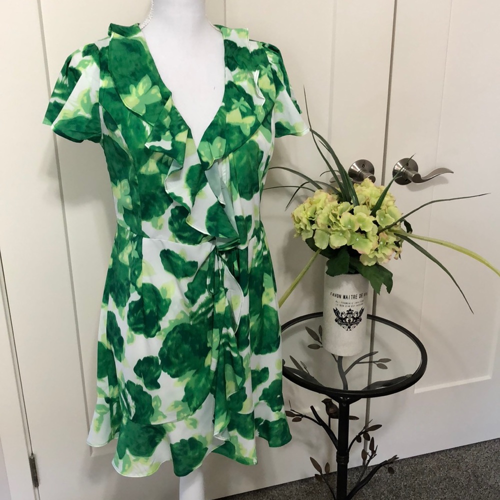 Luxxel NWT S Green & White Wrap Dress with Ruffles